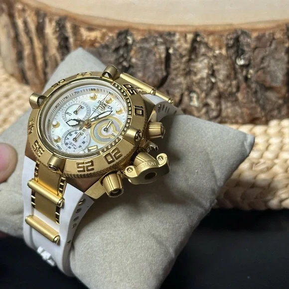 Invicta Subaqua Noma IV Lady 0535 Swiss Quartz Gold & Silver Watch Chronograph - Picture 4 of 11